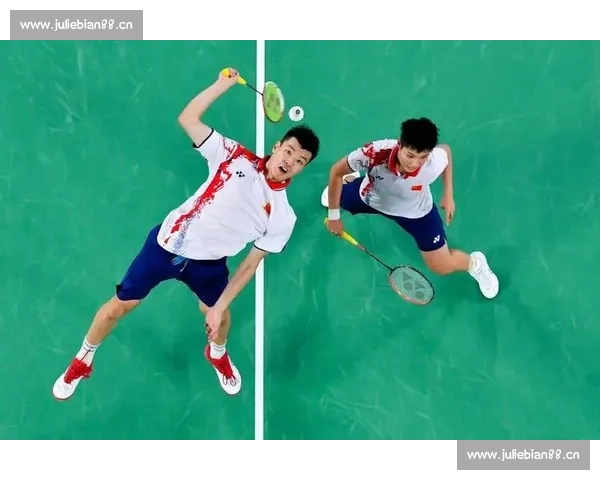 奥运冠军王懿律父亲节官宣喜得千金!黄东萍 “干妈” 上线送祝福